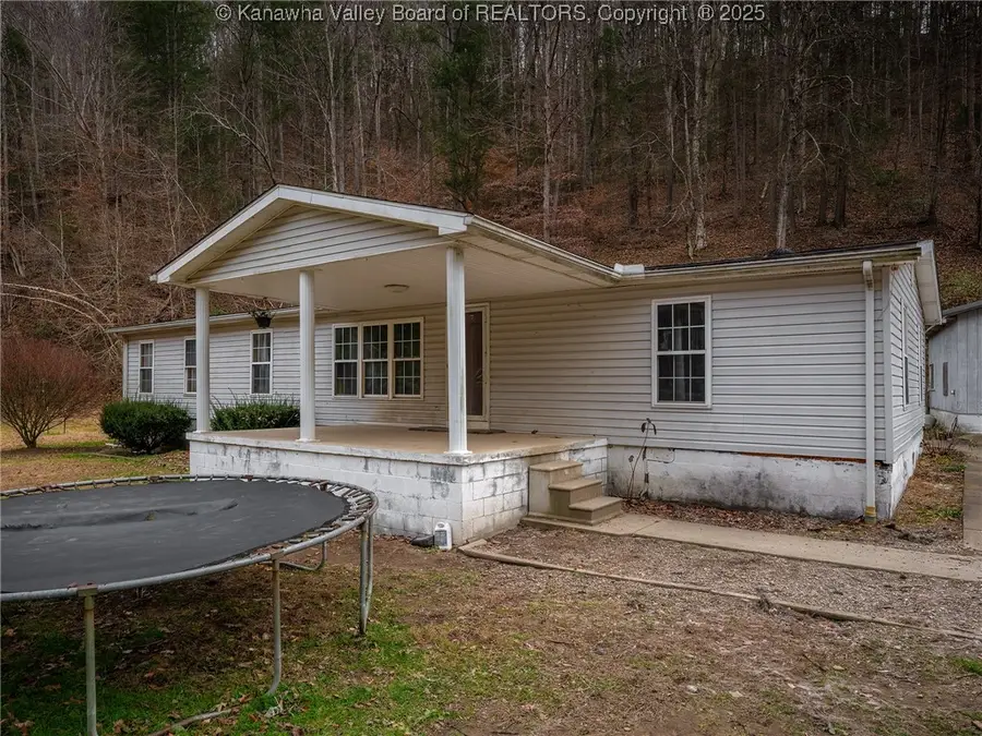 871 Sandlick Road, Seth, WV 25181 - Image #3