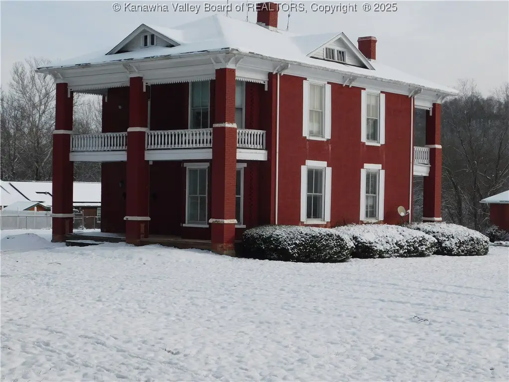 221 Walnut Street, Buffalo, WV 25033 - Image #1