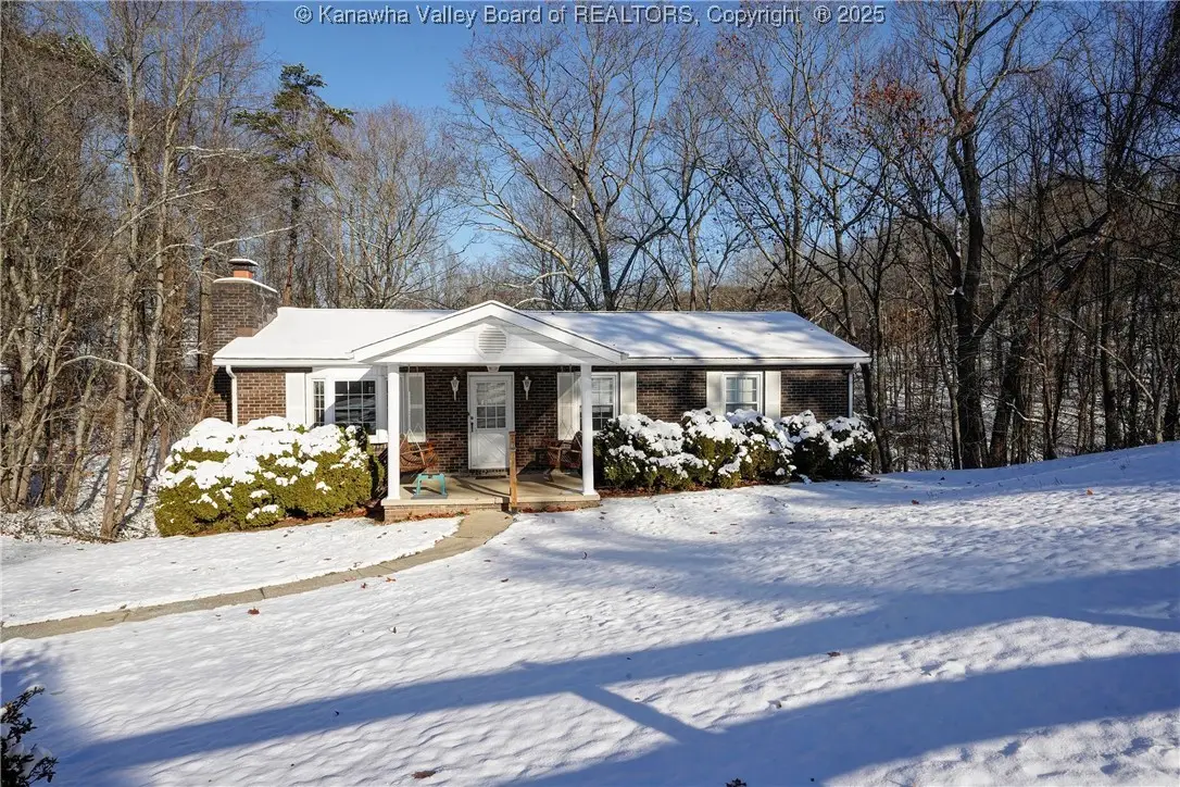 2677 Bills Creek Road, Winfield, WV 25213 - Image #1