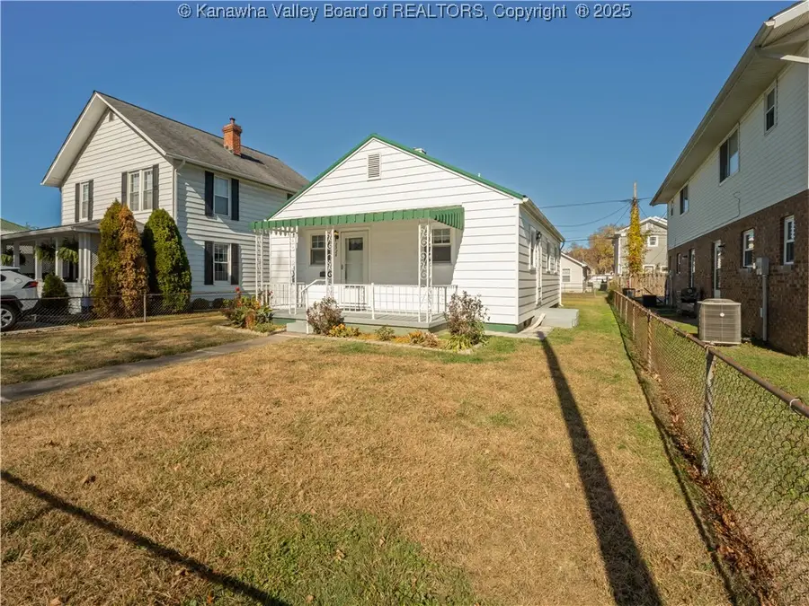2326 Monroe Avenue, Saint Albans, WV 25177 - Image #2