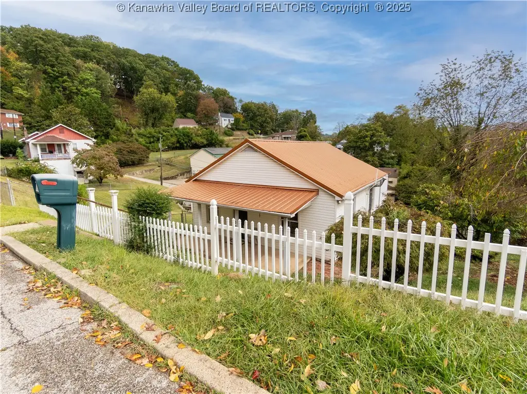 544 Burlew Drive, Charleston, WV 25302 - Image #1