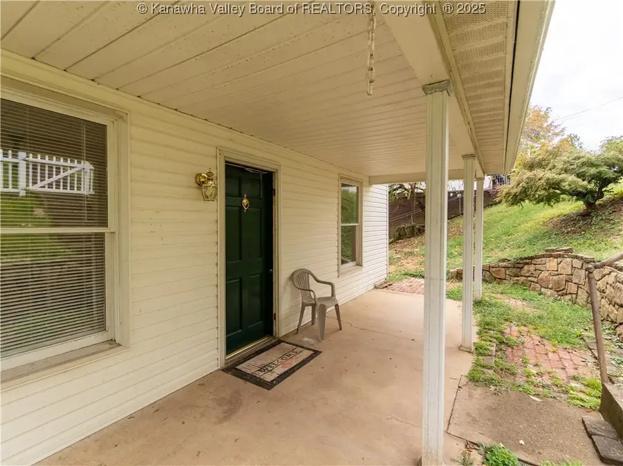 544 Burlew Drive, Charleston, WV 25302 - Image #3