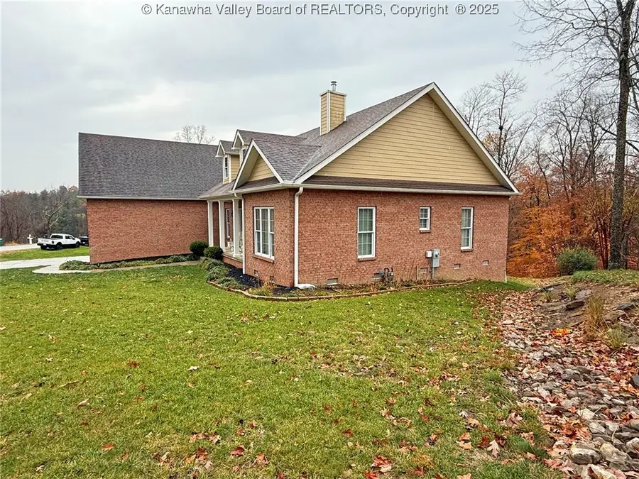 1236 Crooked Creek Road, Scott Depot, WV 25560 - Image #3