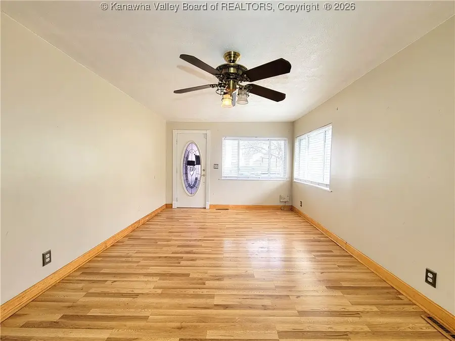 1020 10th Street, Nitro, WV 25143 - Image #3