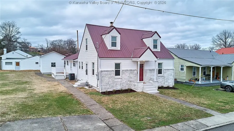 719 Hansford Street, Saint Albans, WV 25177 - Image #2