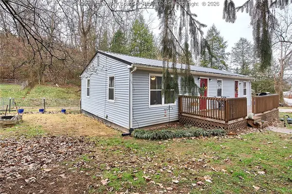 104 Woodland Drive, Nitro, WV 25143