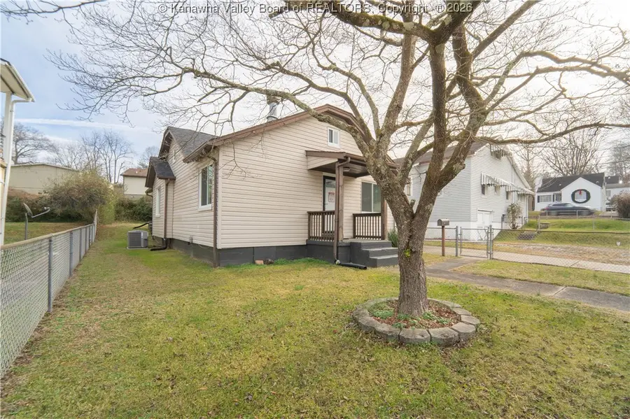 934 Meadow Drive, South Charleston, WV 25309 - Image #3