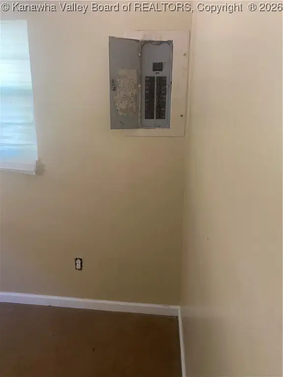 1979 Oakridge Road, Charleston, WV 25314 - Image #3