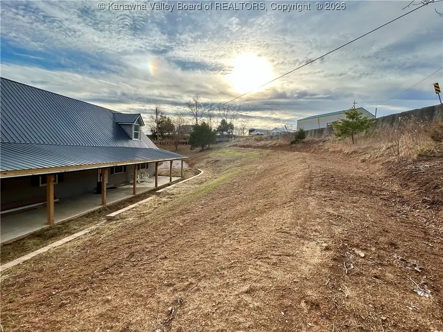 14790 Mclane Pike, Liberty, WV 25124 - Image #2