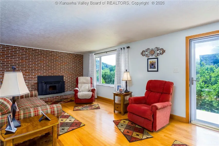2316 Falcon Drive, Charleston, WV 25387 - Image #3