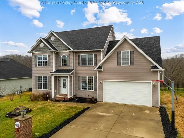 437 Aviators Pointe, Eleanor, WV 25070