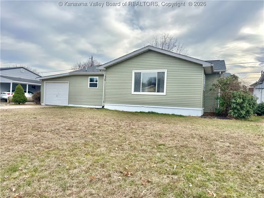 622 Long Avenue, Ravenswood, WV 26164 - Image #1