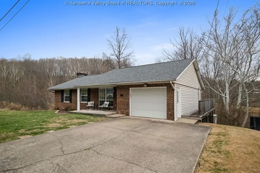 218 Pine Circle, Dunbar, WV 25064 - Image #3