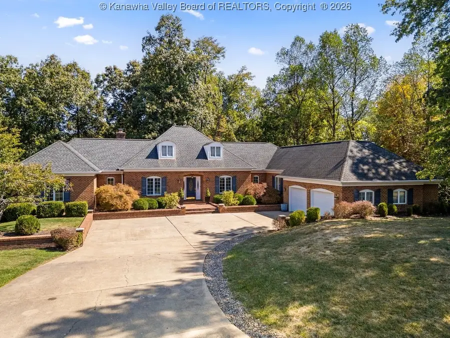 4 Briarcliff Drive, Huntington, WV 25704 - #2