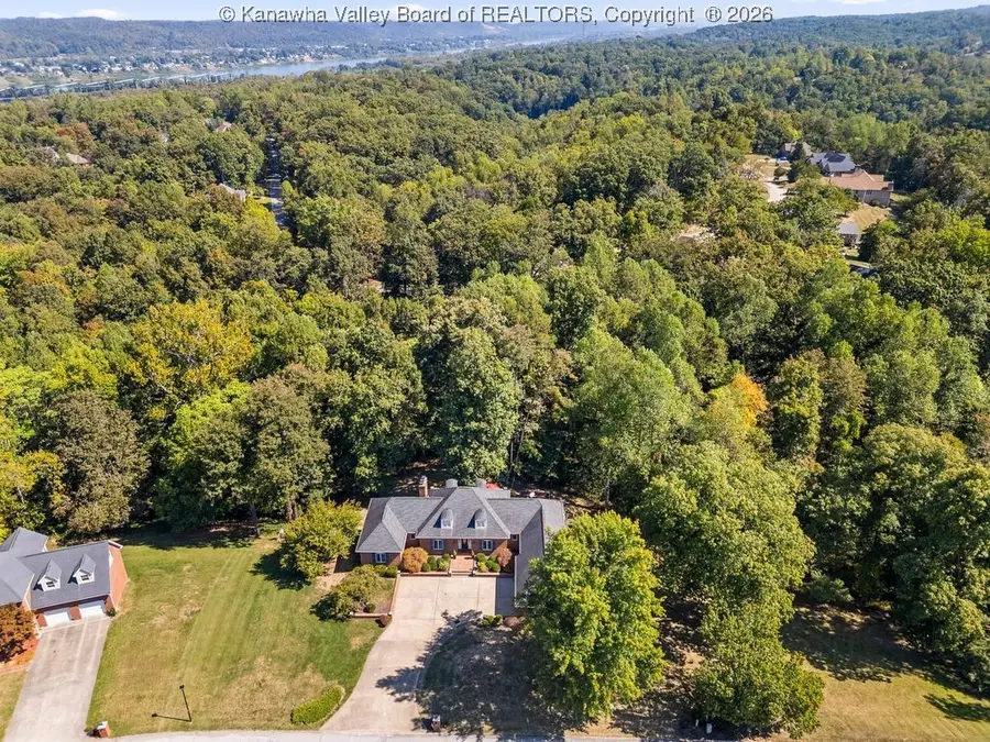 4 Briarcliff Drive, Huntington, WV 25704 - #3