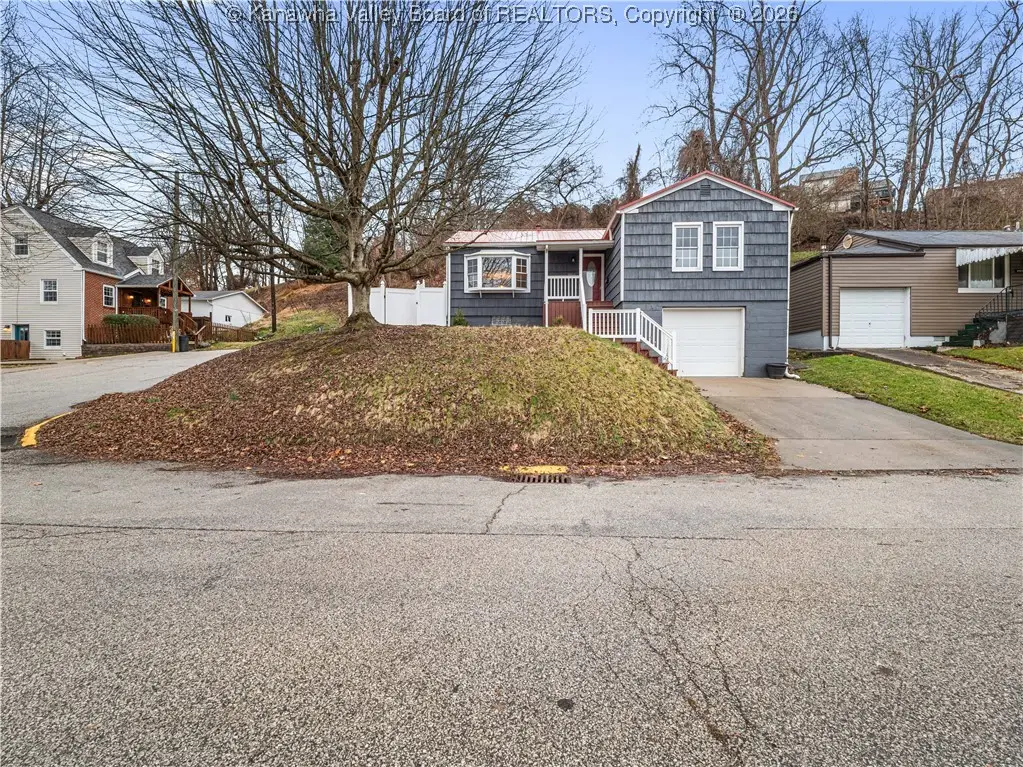 2901 Phillips Street, South Charleston, WV 25303 - Image #1