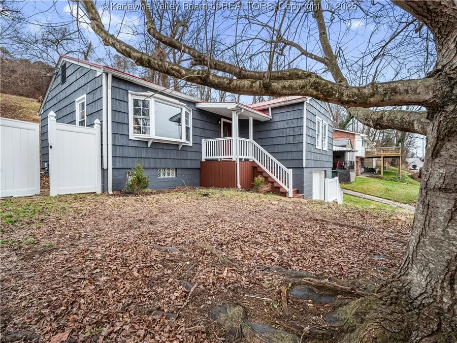 2901 Phillips Street, South Charleston, WV 25303 - Image #3