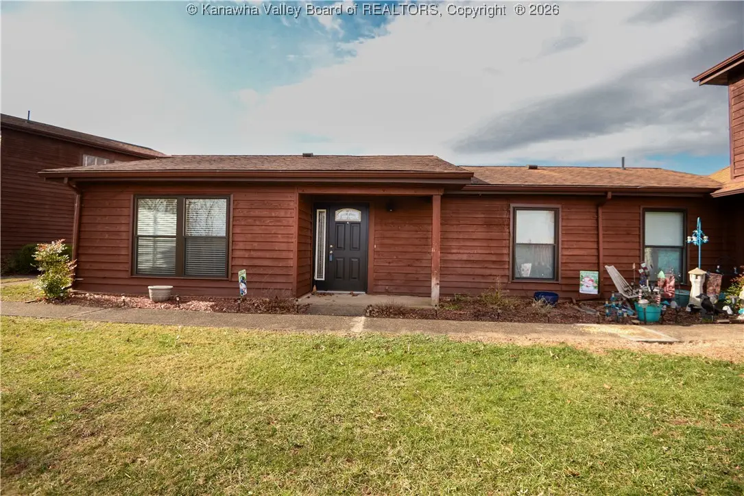 104 Trappers Place, Charleston, WV 25314 - Image #1