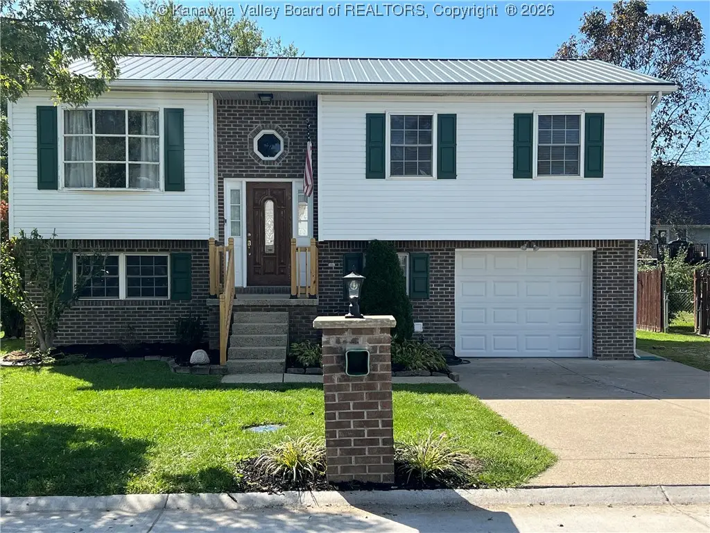 113 Hampton Lane, Hurricane, WV 25526 - Image #1