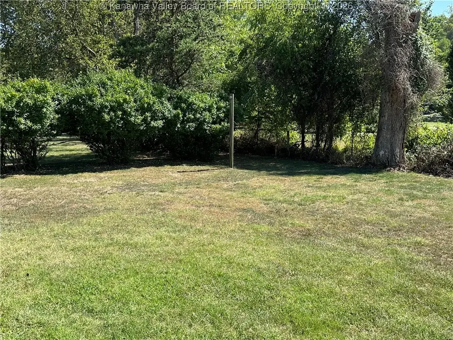 57 Brice Street, Hartford, WV 25247 - Image #3