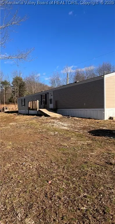 473 Island Run, Spencer, WV 25276