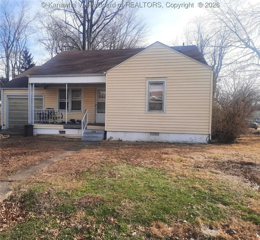 698 Clark Drive, Saint Albans, WV 25177 - Image #2
