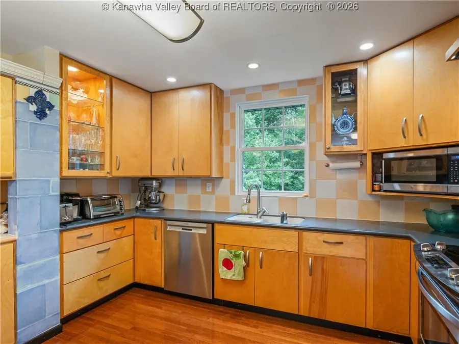 138 Woodbridge Drive, Charleston, WV 25311 - #2