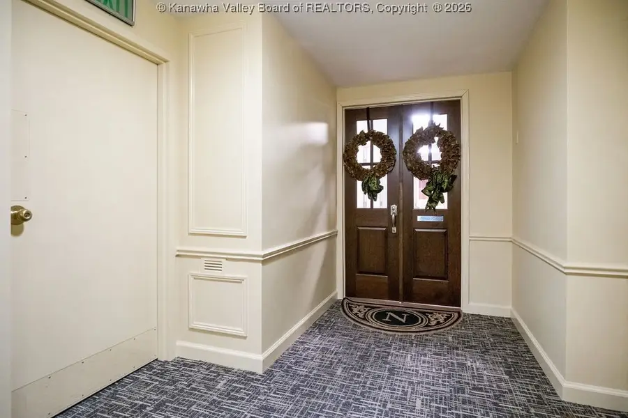 1578 Kanawha Boulevard E #3D, Charleston, WV 25311 - Image #3