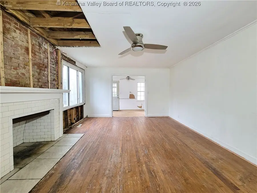 333 Knollwood Drive, Charleston, WV 25302 - Image #2