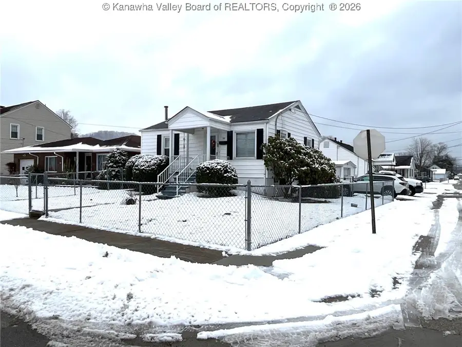 446 22nd Street, Dunbar, WV 25064 - #2