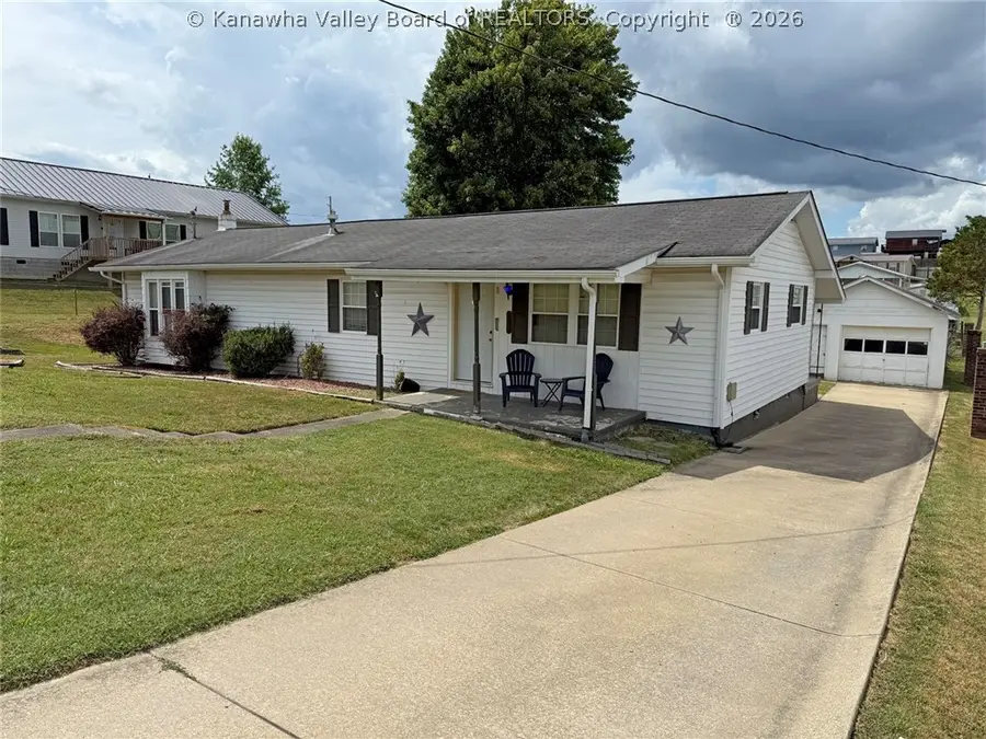 2486 Walnut Street, Hurricane, WV 25526 - #2