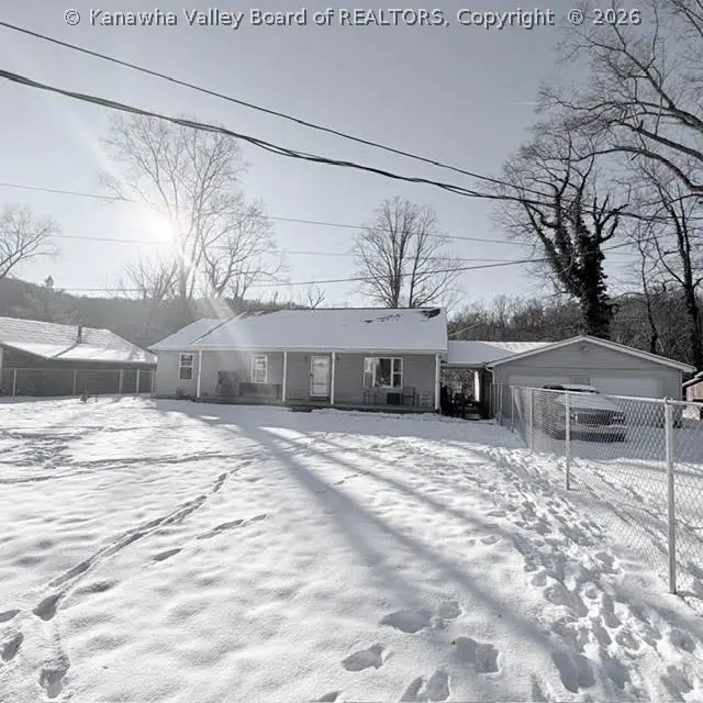 61 Seagull Drive, Saint Albans, WV 25177 - Image #1