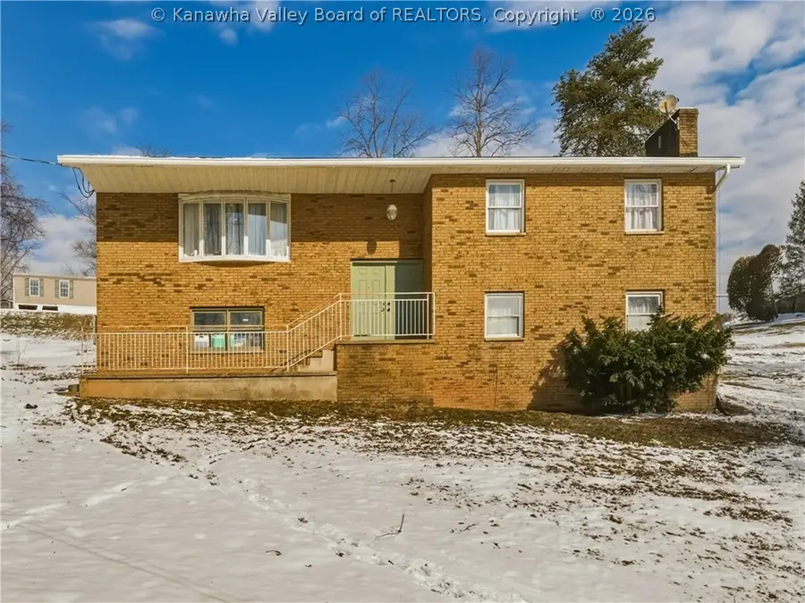 561 Valley Street, Saint Albans, WV 25177 - #2