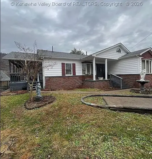 2222 Robin Avenue, East Bank, WV 25067