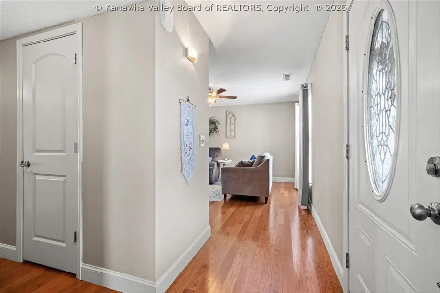 728 Emerald Drive, Hurricane, WV 25526 - #2