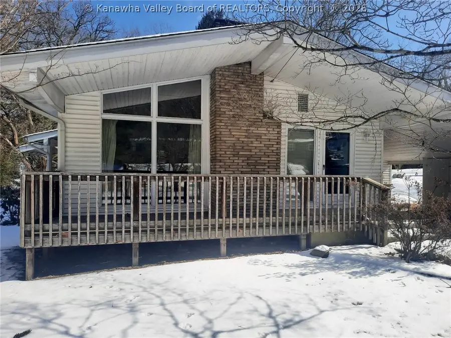 208 Sun Valley Drive, Saint Albans, WV 25177 - #3