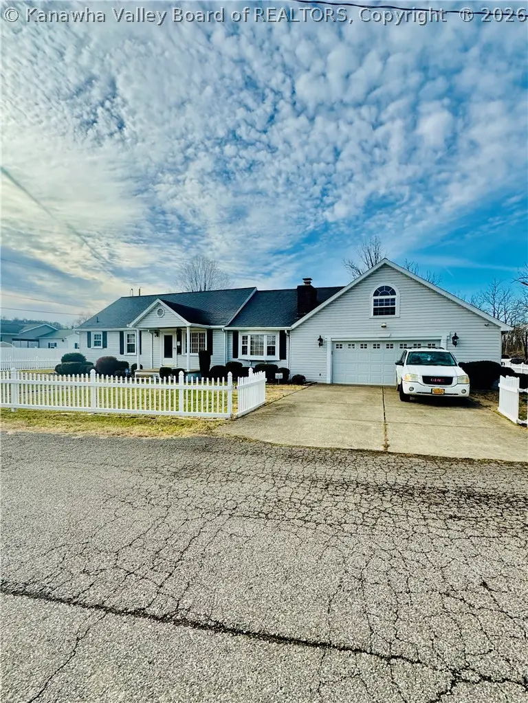 401 Hudson Street, Saint Albans, WV 25177 - #2