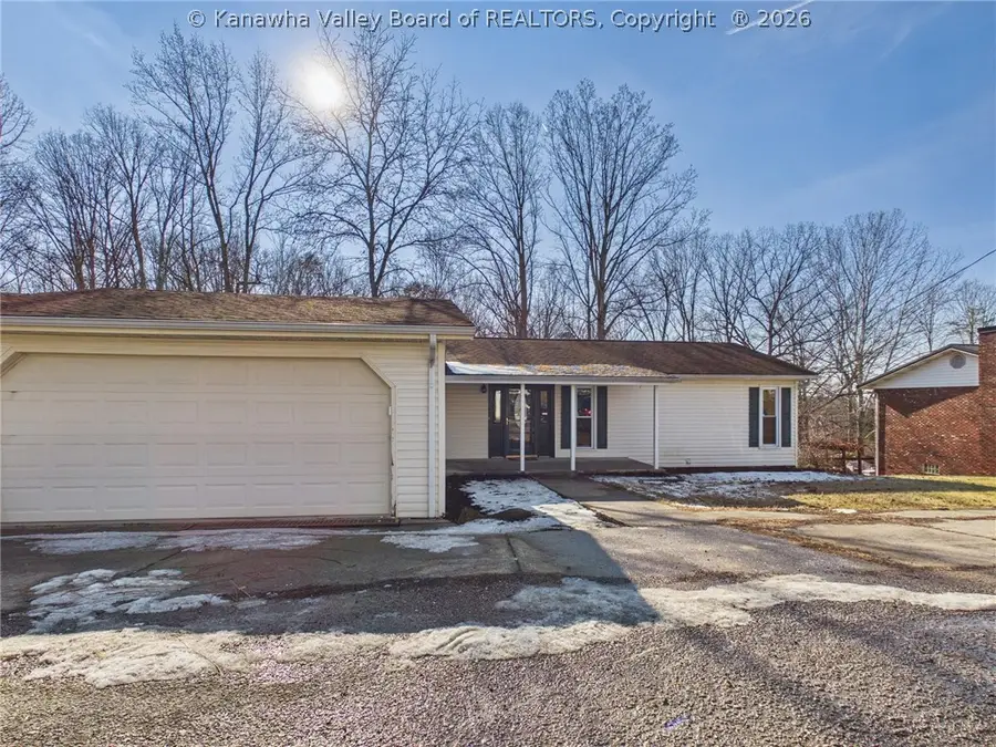 223 Oak Drive, Hurricane, WV 25526 - #2