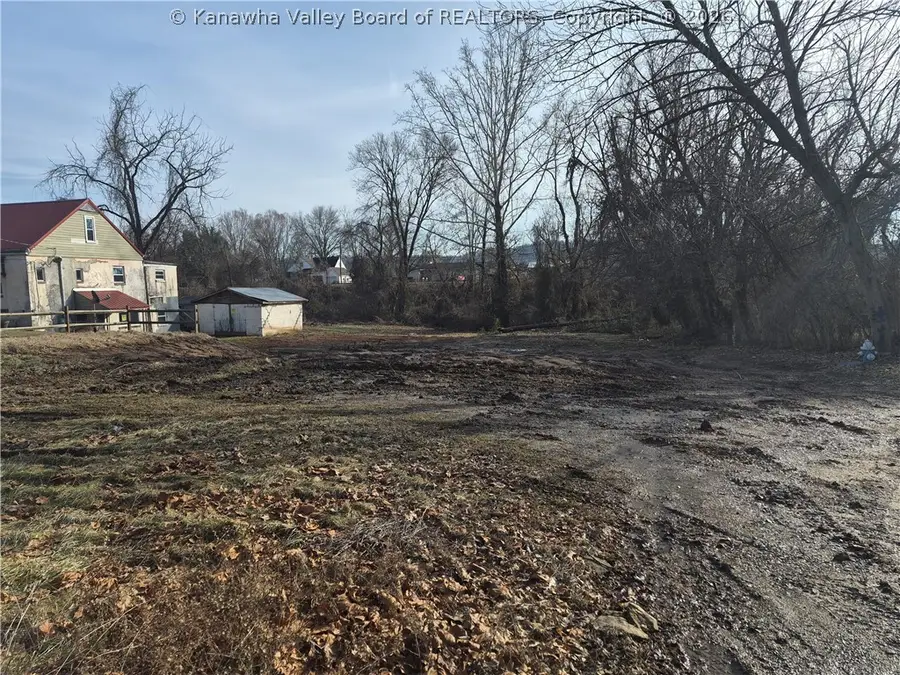 1100 1st Avenue S, Nitro, WV 25143 - #2