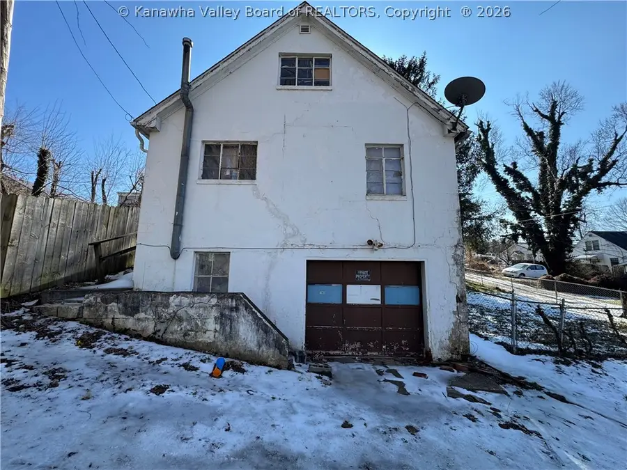 1902 Enslow Avenue, Huntington, WV 25701 - #2