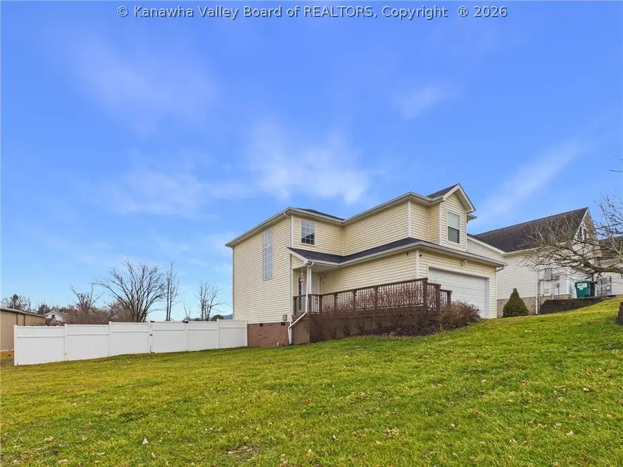 24 Long Street, Winfield, WV 25213 - #2