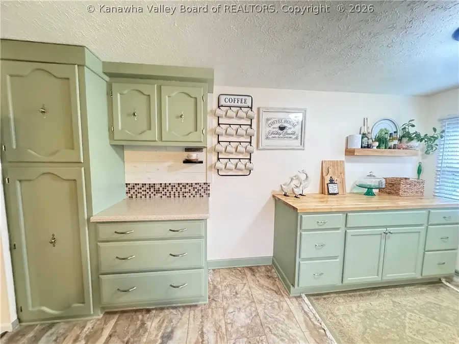 18 James Court, Parkersburg, WV 26105 - #3