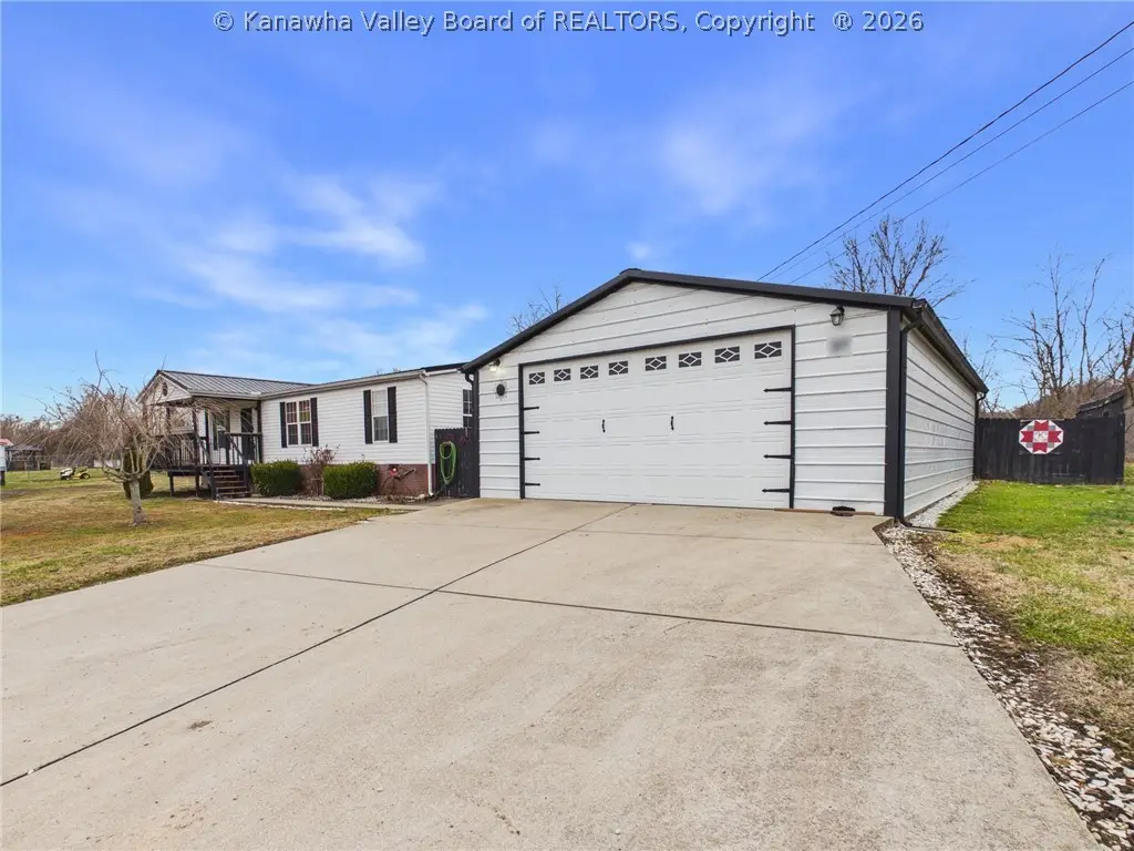 157 Timms Street, Buffalo, WV 25033 - #1