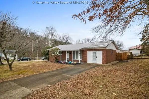 219 Melrose Drive, Hurricane, WV 25526