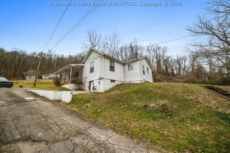 224 Easter Road, Nitro, WV 25143 - #2
