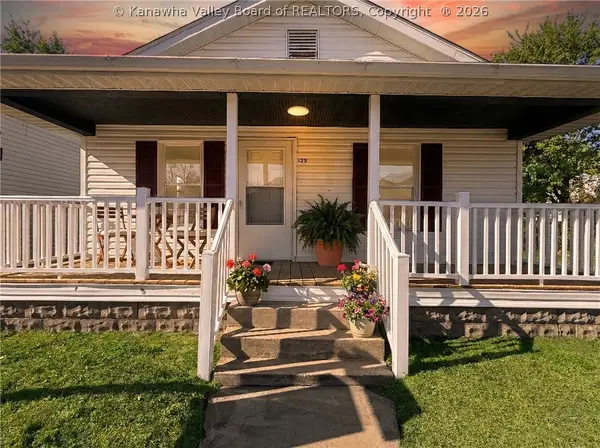 123 10th Avenue, South Charleston, WV 25303