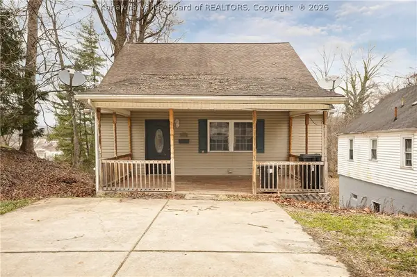 2618 Kanawha Terrace, St Albans, WV 25177