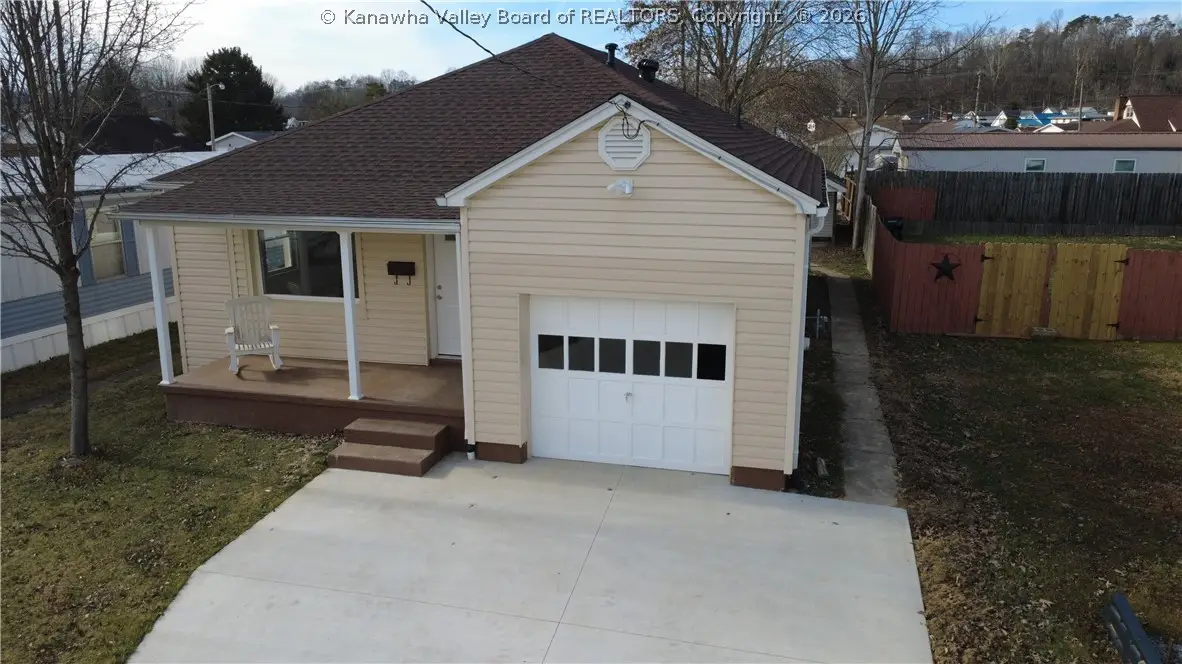 1246 Washington Avenue, Milton, WV 25541 - #1