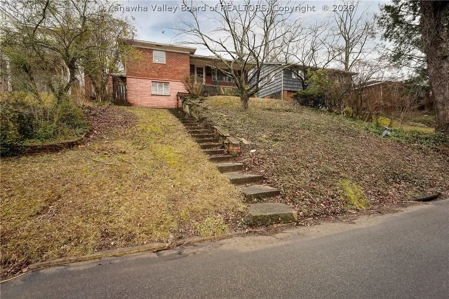 934 Park Street, Saint Albans, WV 25177 - #2