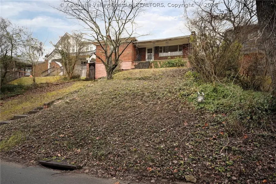 934 Park Street, Saint Albans, WV 25177 - #3